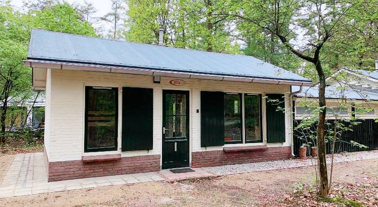 Vacation home with 2 rooms for 4 persons in Otterlo