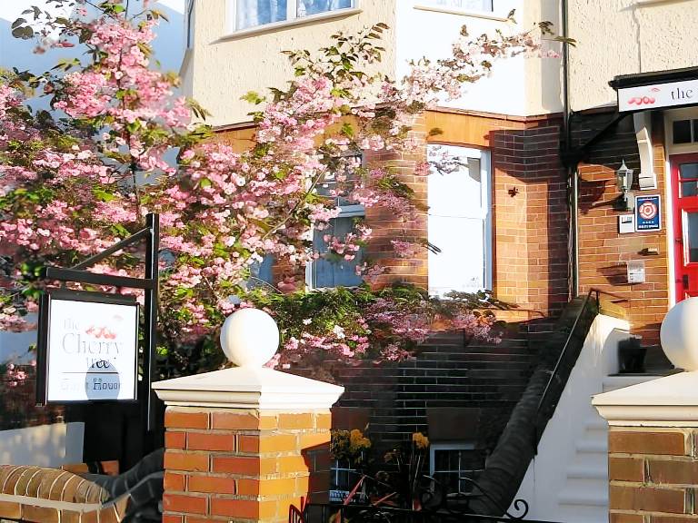 Bed & Breakfast Meads