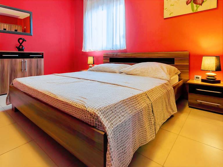 Fully equipped rental apartment with grill & patio | Sea view | Pets allowed — photo 5