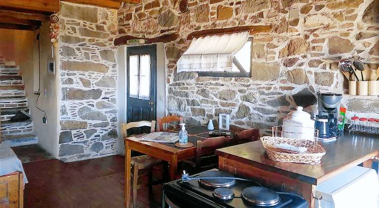 House with terrace — photo 2