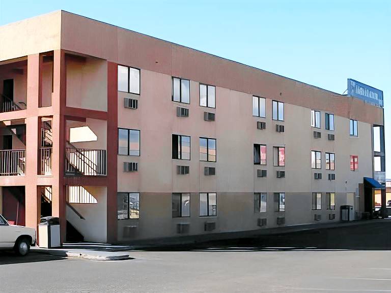 Days Inn by Wyndham Albuquerque I-25 — photo 5
