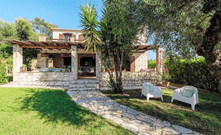 Ferienhaus  Lithakia