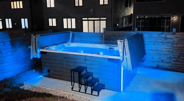 PARADISE VILLa Bowmanville