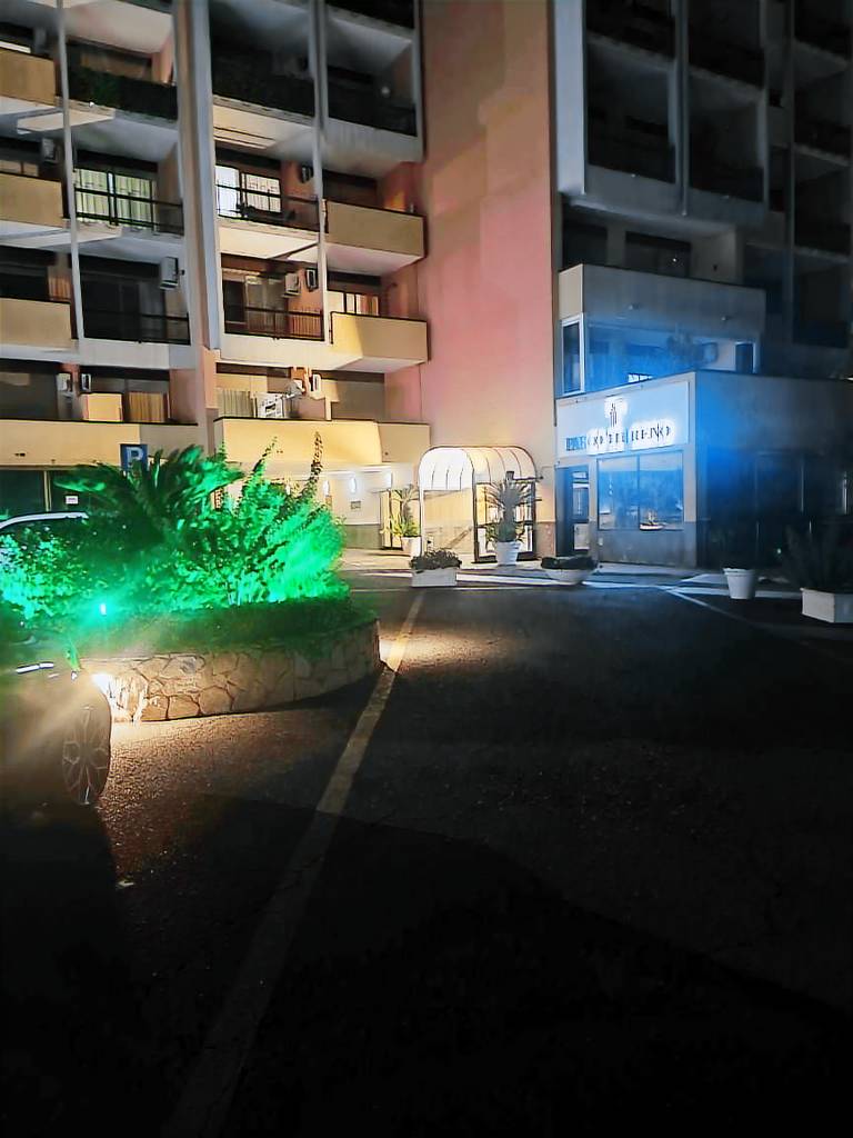 Holiday apartment with terrace & private pool | Garden view — photo 3