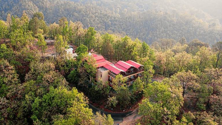 Aavaas Hill Resort