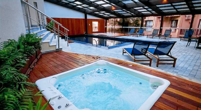 Holiday apartment with pool — photo 3
