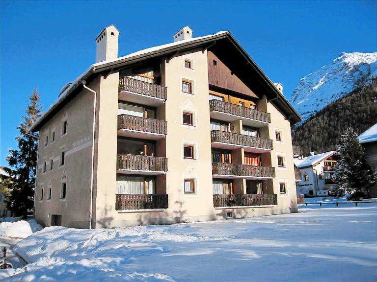 Ferienwohnung  La Punt-Chamues-ch