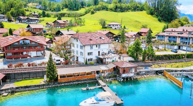 Rental apartment with terrace in Unterseen