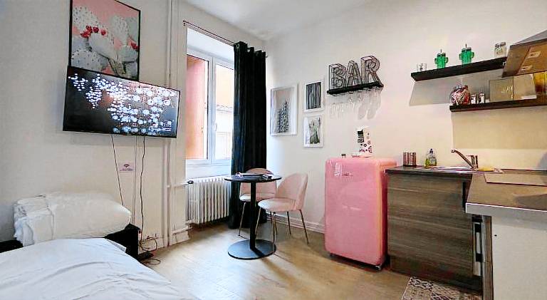 Rental apartment with 1 room for 2 persons in Illzach