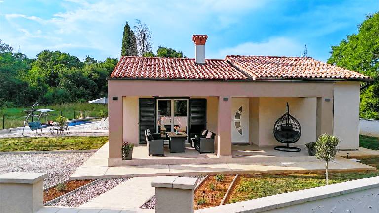 Ferienhaus mit Pool in Nedešćina, Istrien f&uuml;r max. 5 Personen