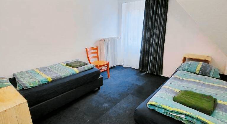 Rental apartment with 4 rooms for 8 persons — photo 2