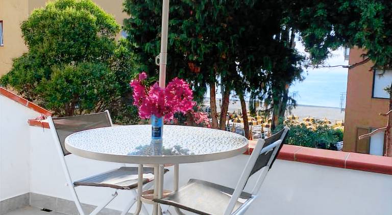 Lovely holiday apartment | Next to the beach | Pets are welcome — photo 3