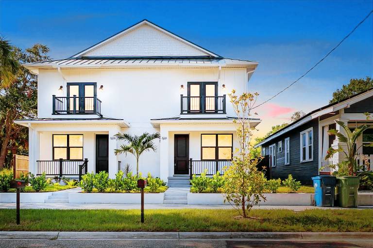 164 m&sup2; Ferienhaus