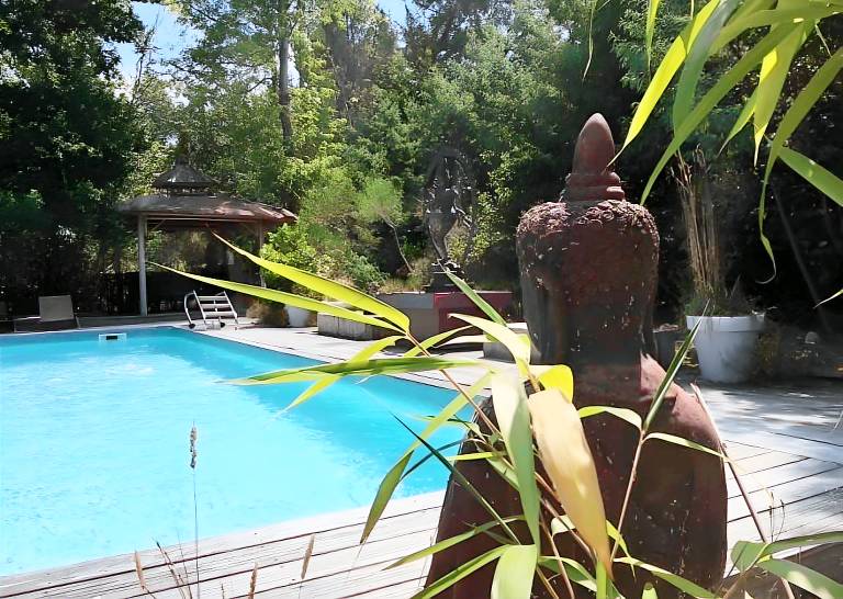 Holiday Home 'Namasté' with Private Pool, Private Terrace and Wi-Fi in Merignac