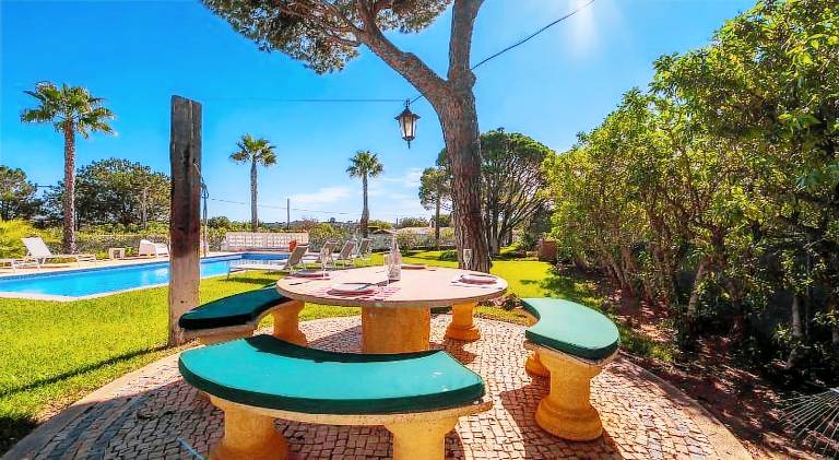 Villa with yard, terrace & BBQ | Pets allowed — photo 4