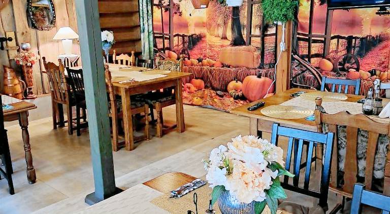 Farm with grill, garden & patio | Pet-friendly — photo 5