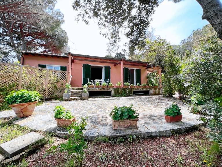 Villa with yard, grill & patio | Nature view — photo 4