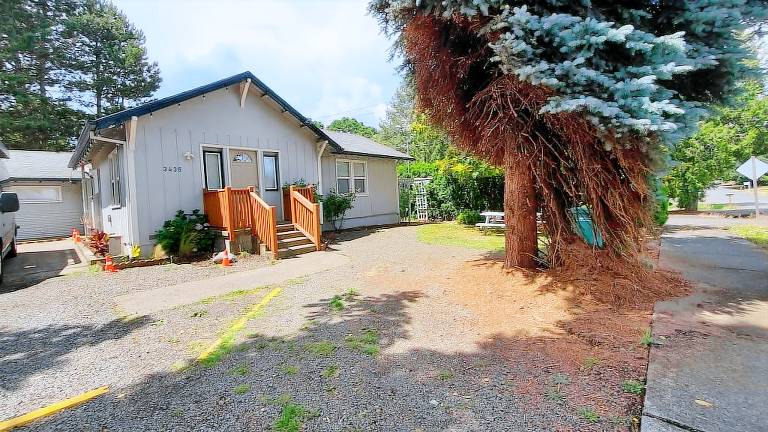 Apartment  Beaverton