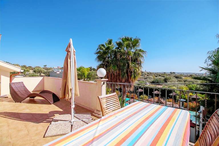 Apartment with Panoramic Sea View Terrace — photo 2