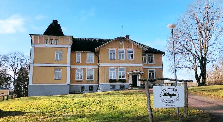 Hunnebergs Gard Hostel & Camping in Vanersborg
