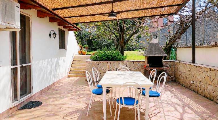 Nice rental apartment with BBQ & patio | Next to the beach | Suitable for remote work | Pets allowed in Vico Equense