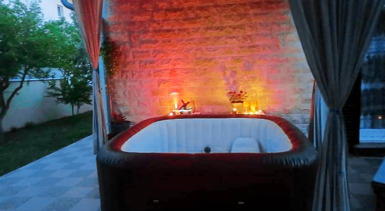 Lovely villa with jacuzzi | Close to the beach | Pets are welcome — photo 3