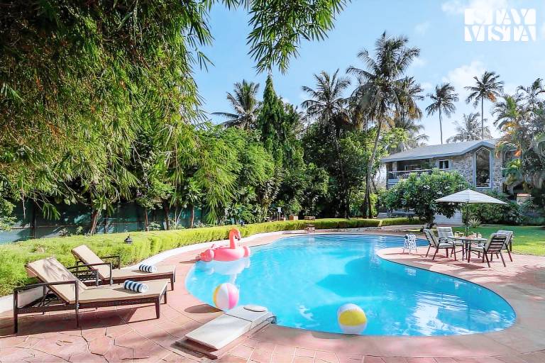 372 m² Villa