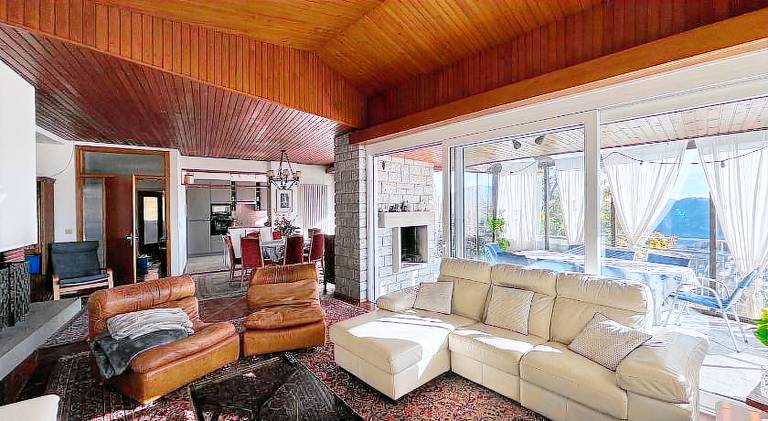 Villa with patio, yard & barbeque | Perfect for remote work — photo 2
