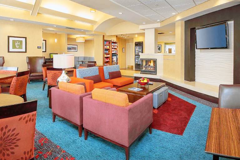 Sonesta ES Suites Charleston — photo 3