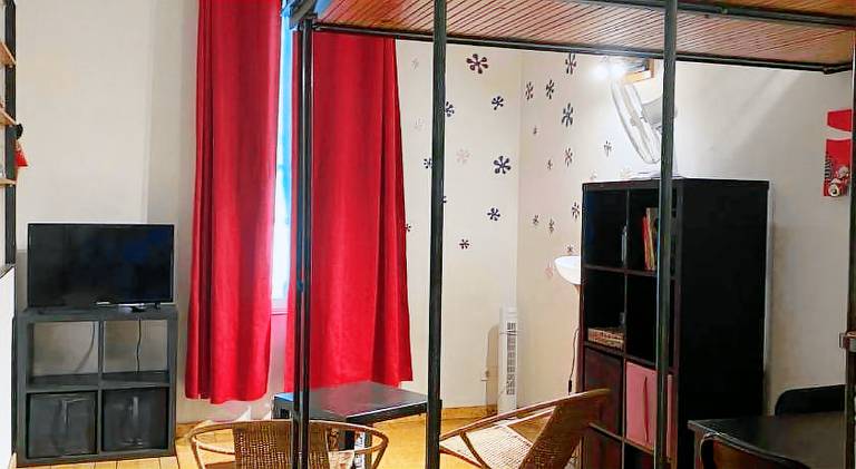 Holiday apartment with barbeque | Pets allowed in Narbonne