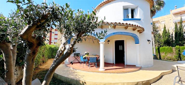 Fully equipped pleasant villa with grill, garden & private pool | Beach nearby | Dogs allowed — photo 4
