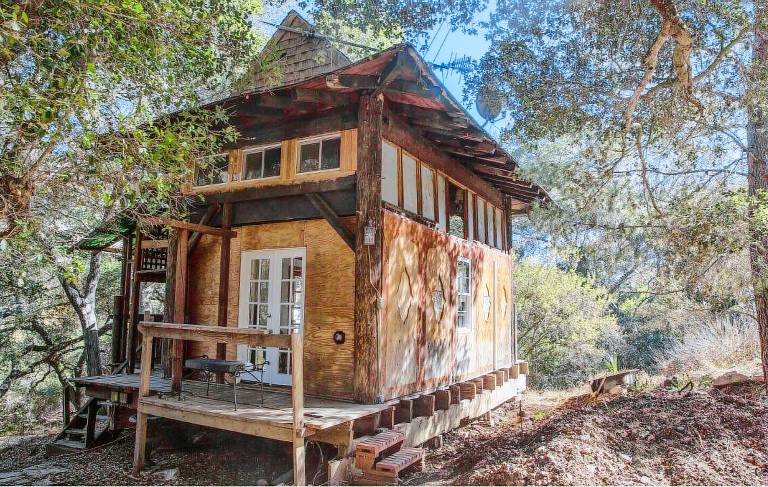 Cabin Woodland Hills