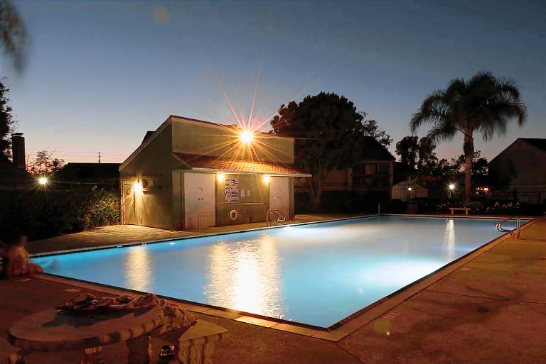 House Hermosa Village