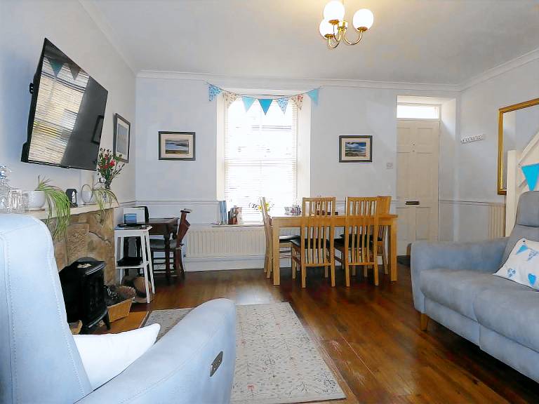 Cottage with 2 rooms for 3 persons — photo 3