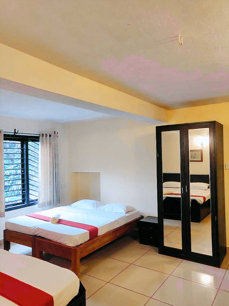 Amblyn Home stay Sakleshpur (Amc Group) — photo 2