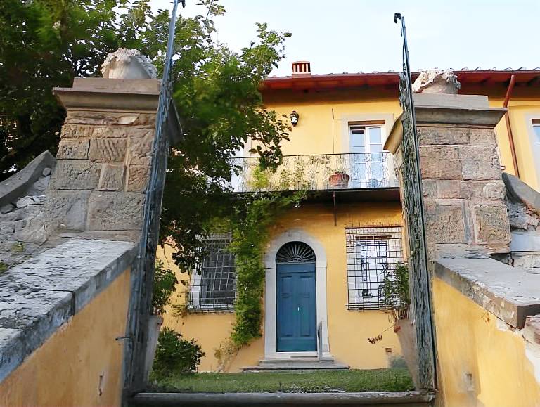 House with garden & terrace in Fiesole