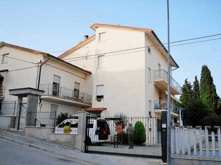 Ferienwohnung in Borgo Pintura, Morrovalle für max. 6 Personen Ferienwohnung in Borgo Pintura, Morrovalle für max. 6 Personen