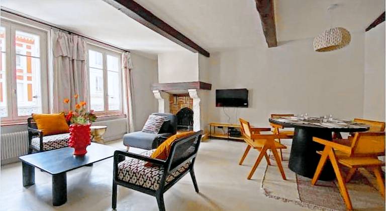 Beautiful holiday apartment | Pet-friendly in Honfleur