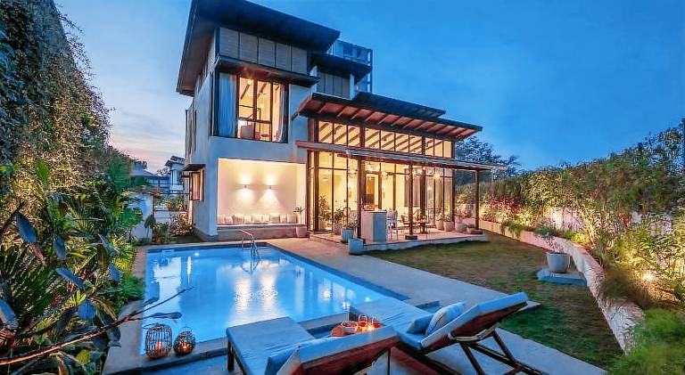 1000 m&sup2; Villa