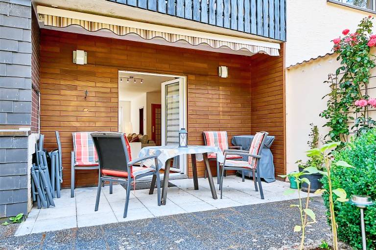 Holiday apartment with garden, barbecue & terrace | Garden view — photo 2