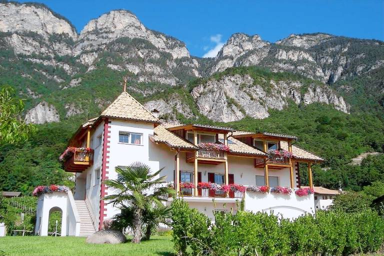 Ferienhaus mit Hund in Hofstatt, Tramin an der Weinstraße für max. 2 Personen Ferienhaus mit Hund in Hofstatt, Tramin an der Weinstraße für max. 2 Personen