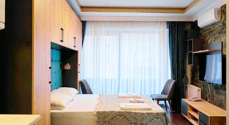 Beautiful serviced apartment with yard & terrace | Pets are welcome — photo 2
