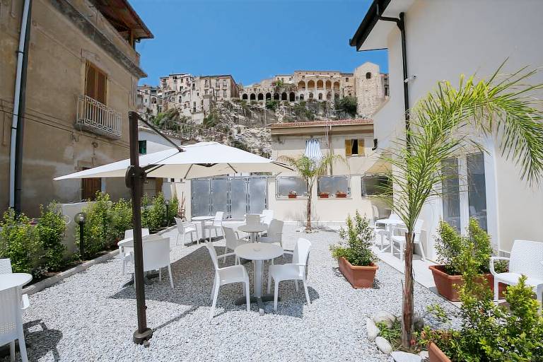 Pensione Tropea