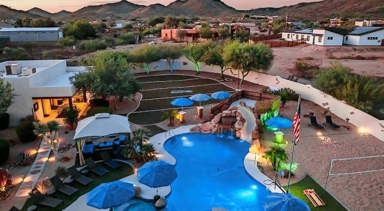350 m&sup2; Ferienhaus