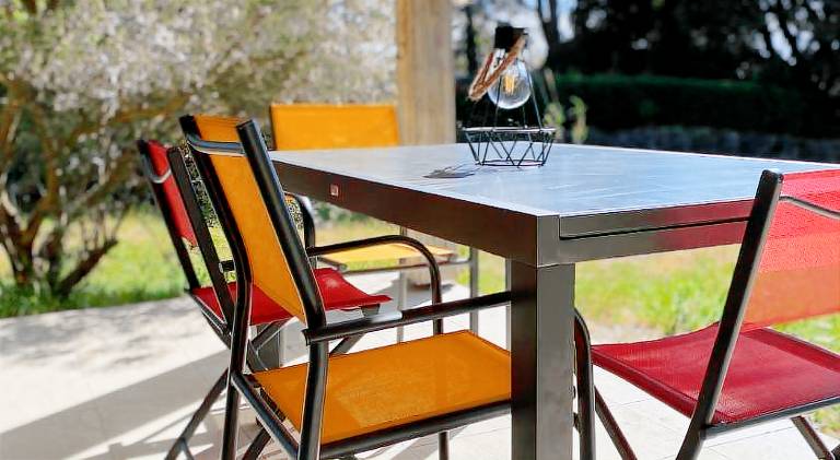 House with 1 room for 4 persons in Bollene