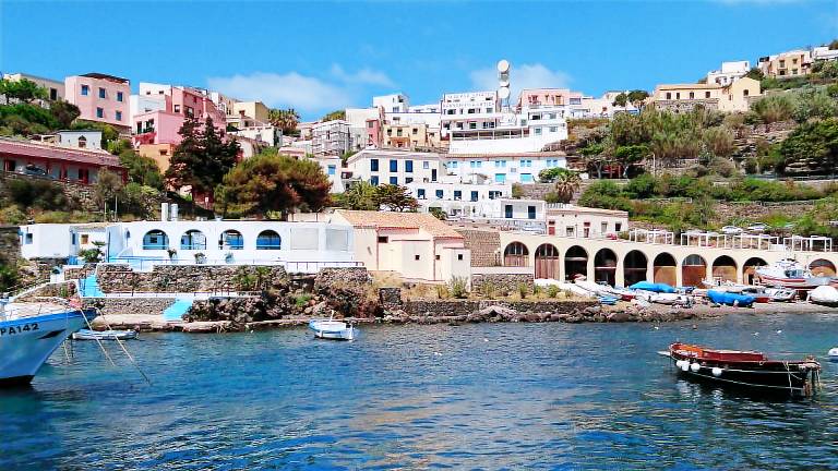 House  Ustica