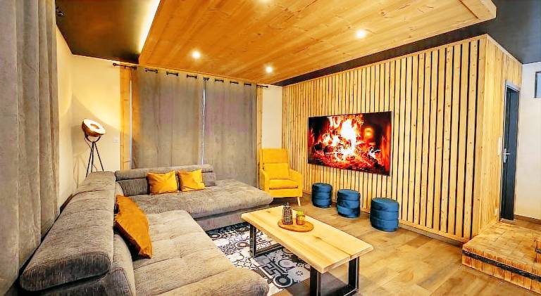 Villa with jacuzzi, private pool & garden | Pet-friendly — photo 3