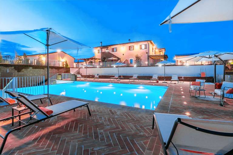 Ferienhaus in San Lorenzo Nuovo f&uuml;r max. 20 Personen