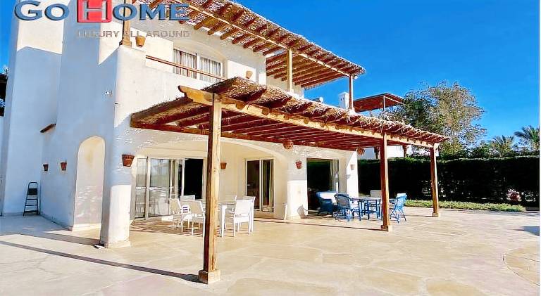 Villa with pool | Next to the beach | Pet-friendly — photo 4