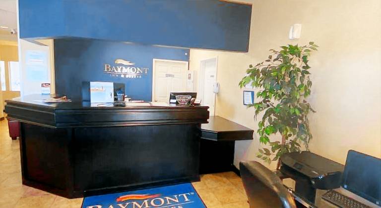 Baymont by Wyndham Casper East — photo 5